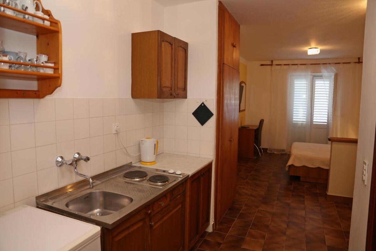 Apartments By The Sea Lumbarda, Korcula - 4446 Eksteriør billede